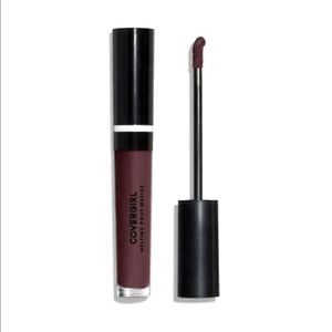 Covergirl Lipstick Melting Pout Matte Liquid Never Say Never Dark Red Lip NWT